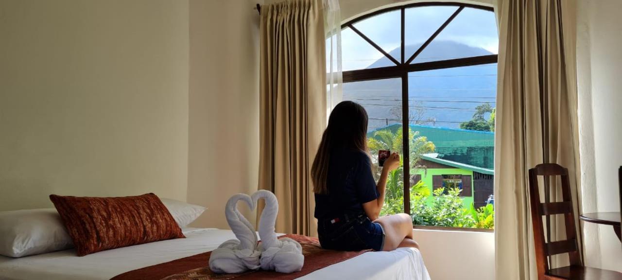 Hotel Vista Del Cerro La Fortuna Eksteriør billede